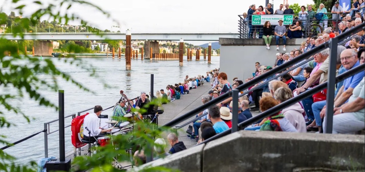Kulturstufen 2025: Sommerliche Konzertreihe kehrt an die Schlossstufen zurück Kulturstufen 2025: Sommerliche Konzertreihe kehrt an die Schlossstufen zurück
