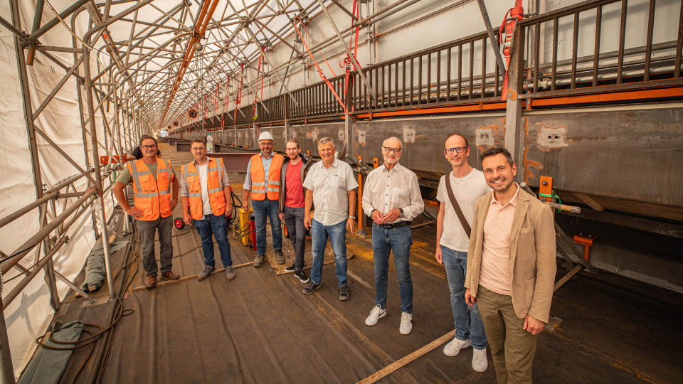 Arbeiten an der Horchheimer Eisenbahnbrücke: Bauarbeiten schreiten gut voran