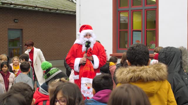 Nikolausüberraschung in der Grundschule Wallersheim