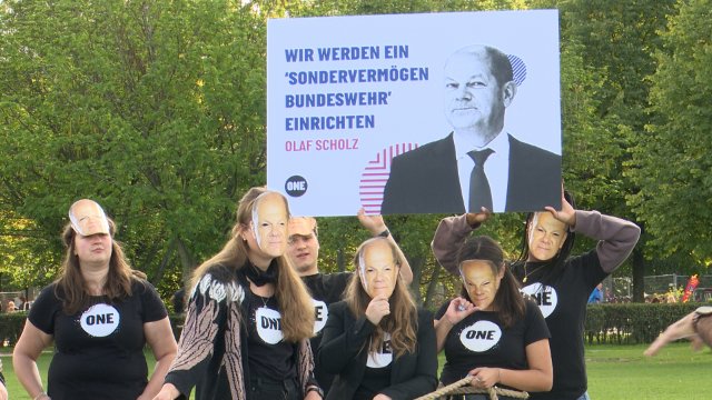 “Mehr Willy Brandt wagen” – Protestaktion vor Bundestag 
