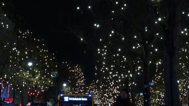 Weihnachtsbeleuchtung am Kurfürstendamm 