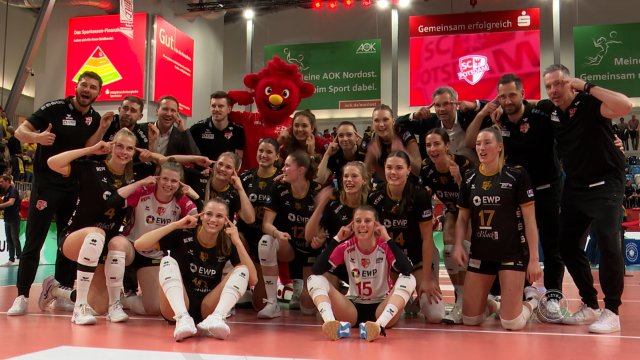 Fiiiinnnnaaalllllleeeeee- Volleyballerinnen des SC Potsdam schlagen Schwerin erneut